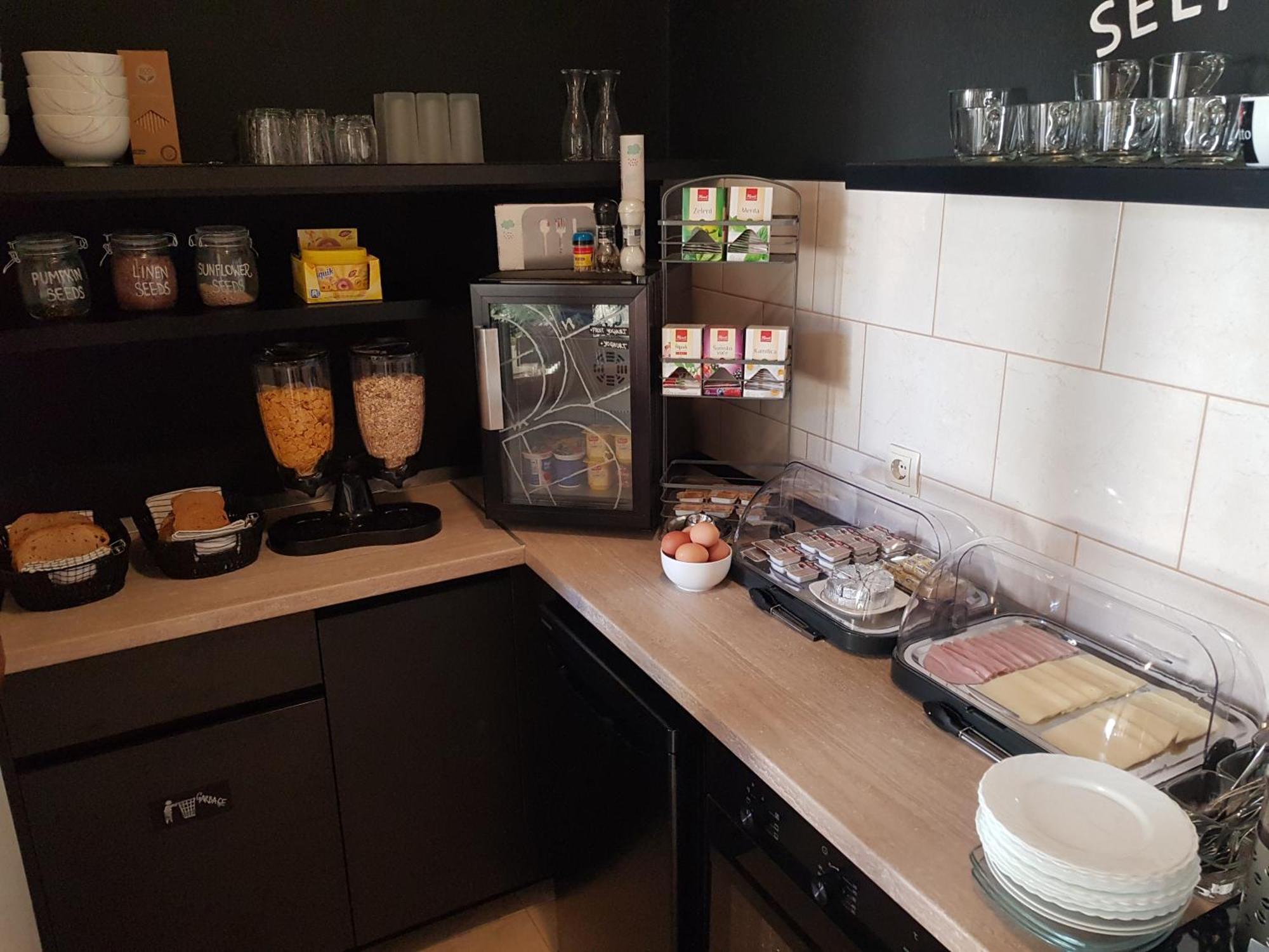 חוואר Bed & Breakfast Huljic מראה חיצוני תמונה